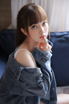 《办公室里的激情》在线观看